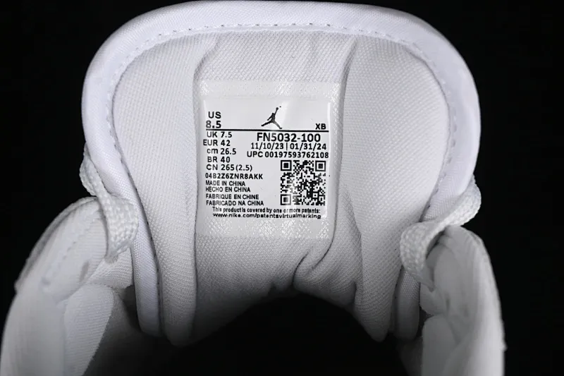 All categories Air Jordan Jordan series basketball shoes Air Jordan 1 Low Air Jordan 1 Low "Method of Make" AJ1 Joe 1 white gold low-top cultural and leisure sports shoes FN5032-100